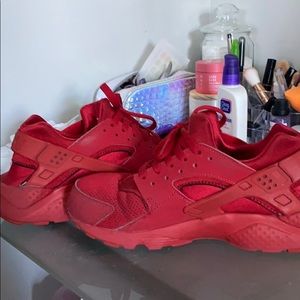red hurraches